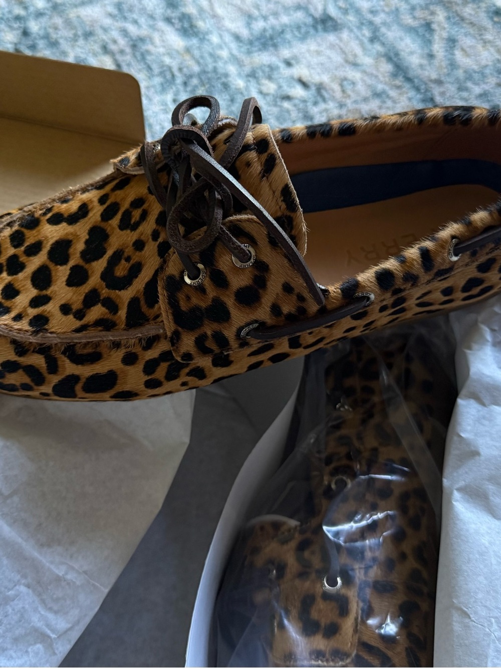 Sperry Women’s Slimboat Leather Shoe - Leopard Print